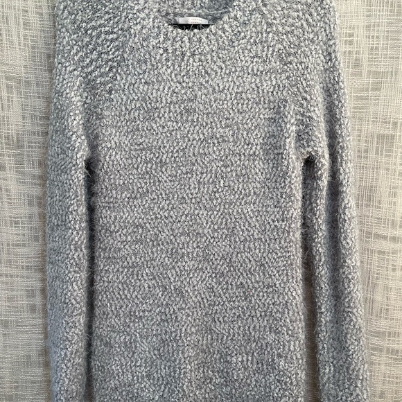 Fuzzy sweater, gray crew neck sweater - Picture 3 of 5